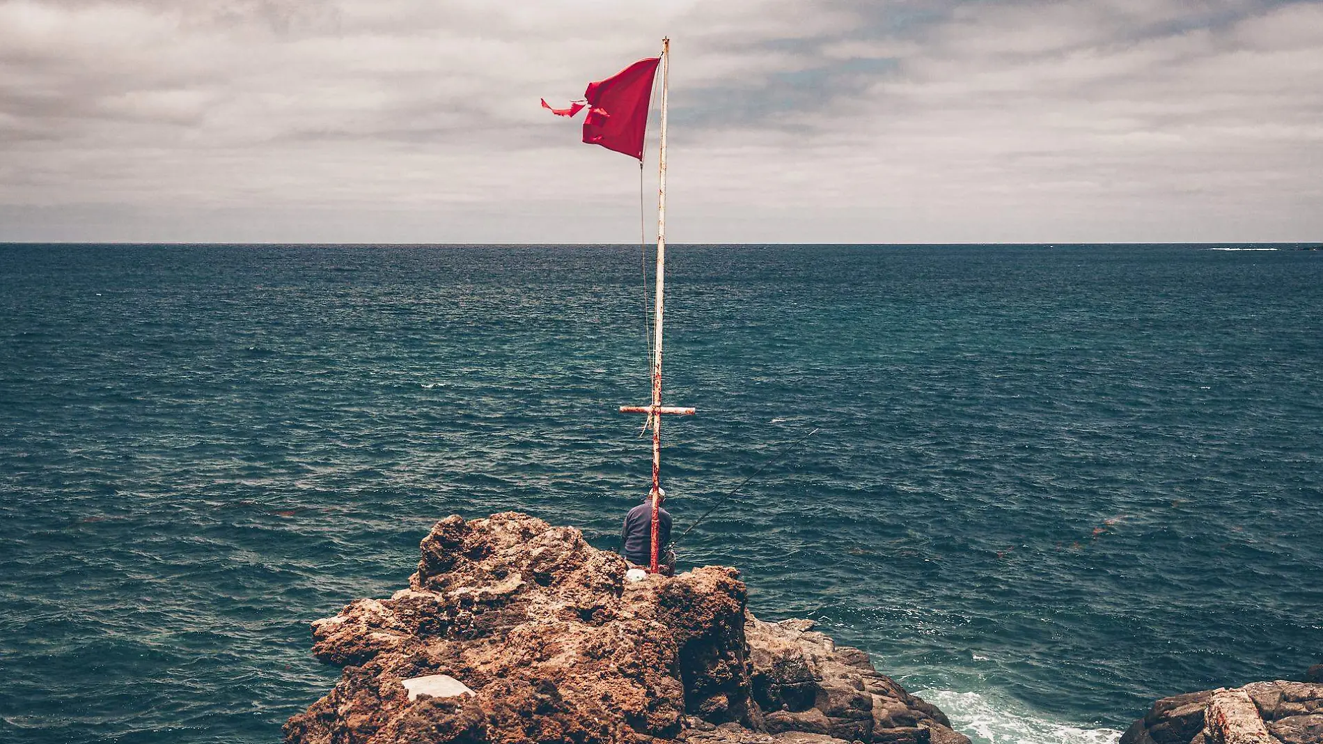 Bandera roja playa 